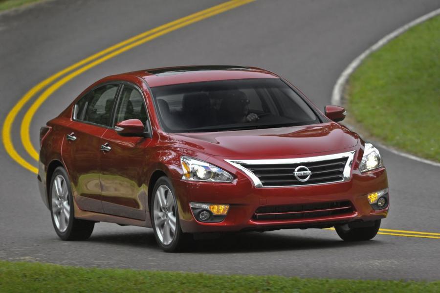  Nissan Altima 2013 года  (фото 82 из 82)